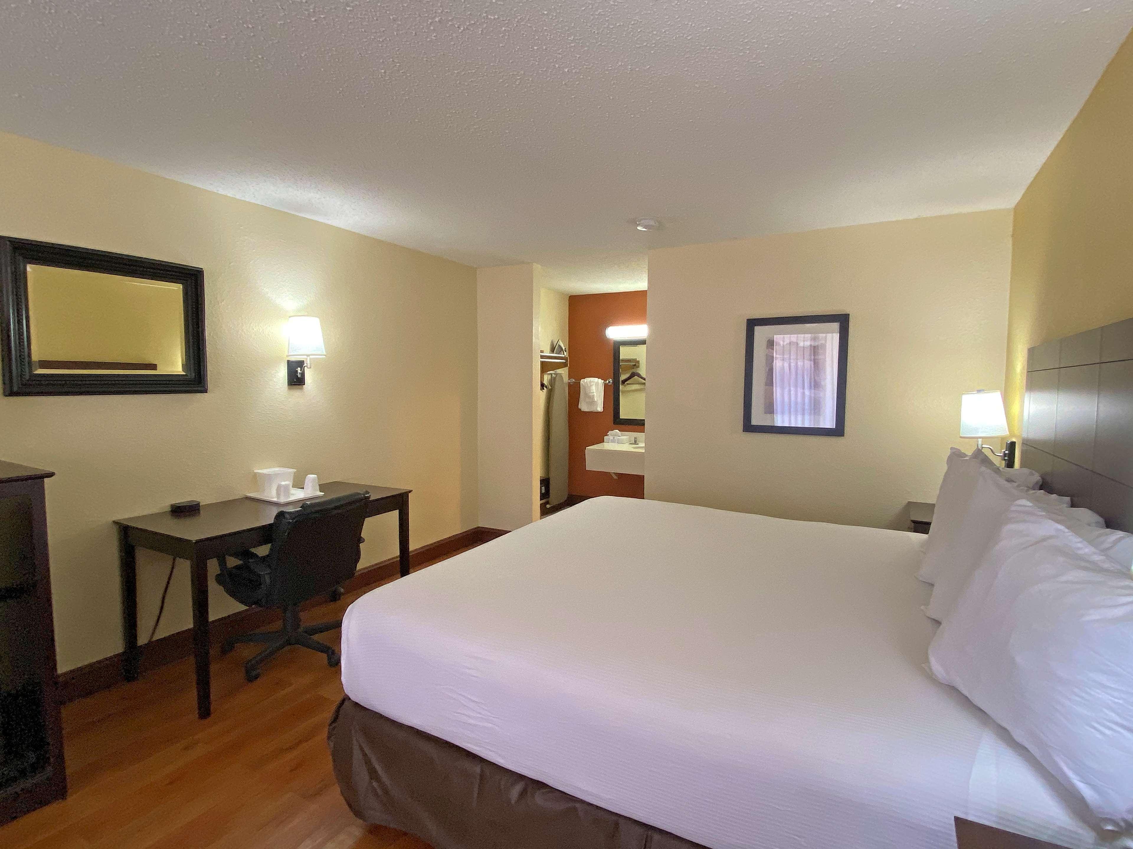Best Western Greenville Airport מראה חיצוני תמונה
